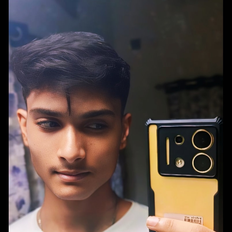 Photo of Gaurav Achyare, founder of Vibe Omix (4)